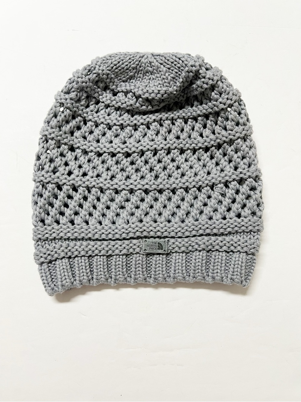 The North Face Womens Gray Chunky Knit Slouchy Back Pocket Beanie Size OS